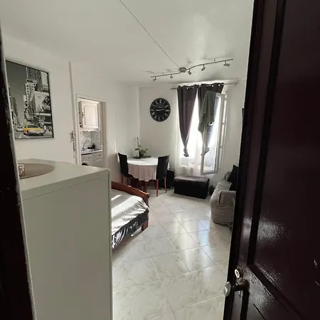 Apartment Studio Au Coeur De Montmartre